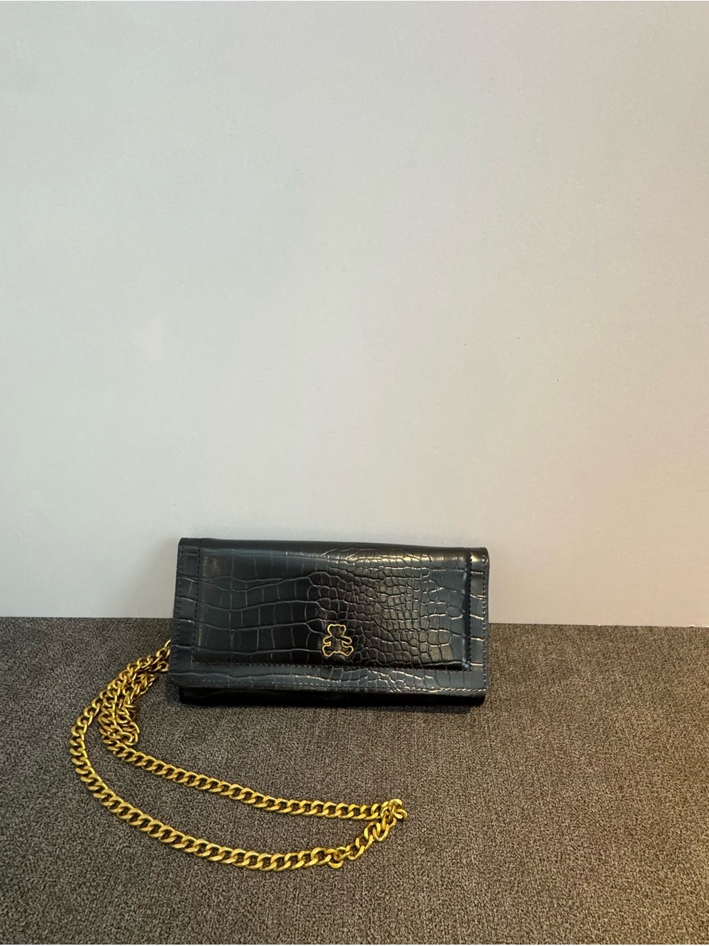 Lulu Castagnette Black Croc-Embossed Shoulder Bag with Gold Chain Strap